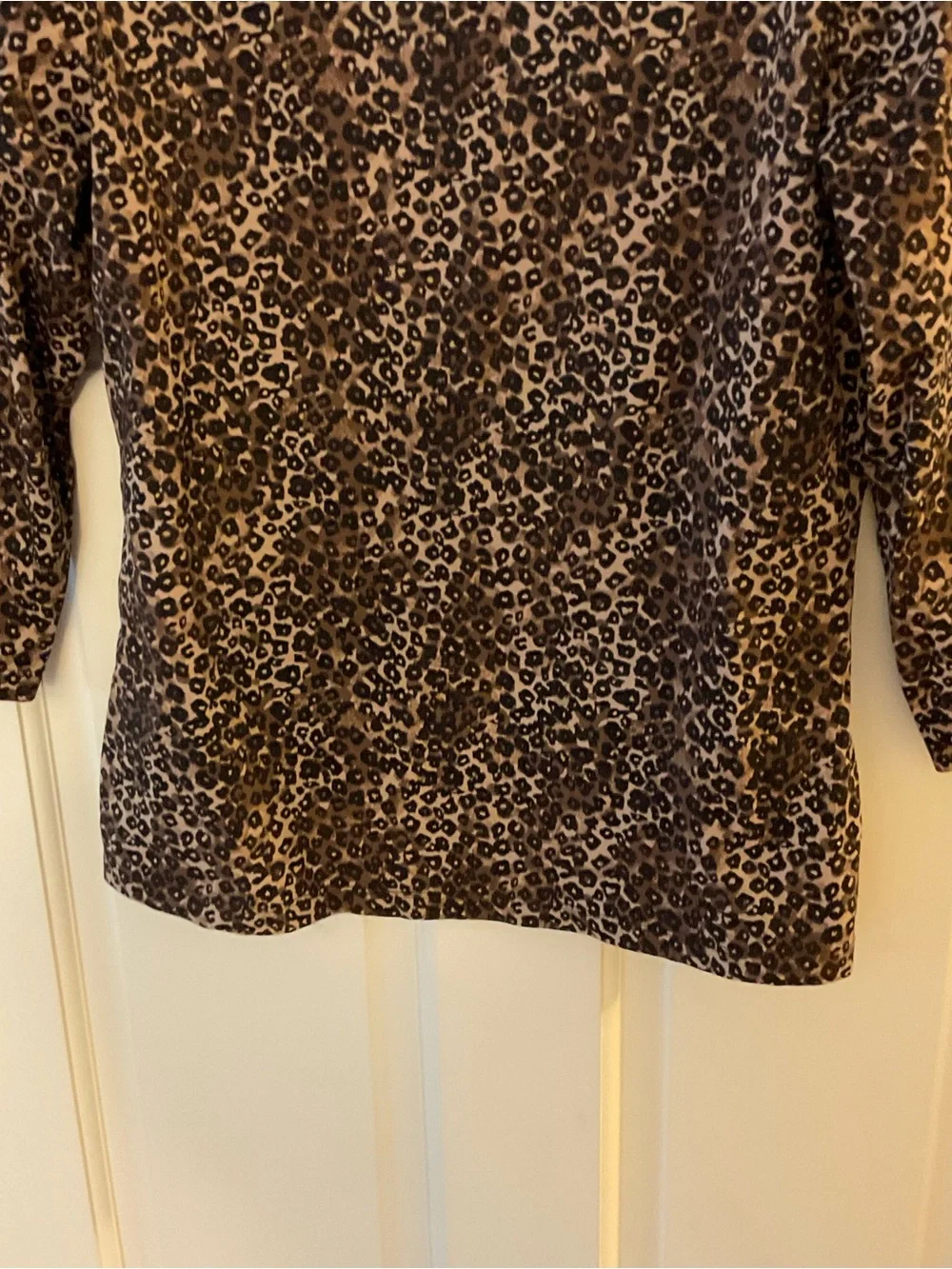 J. McLaughlin Catalina Cloth Top Cheetah Animal Print 3/4 Sleeve Size M Stretch